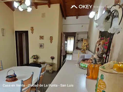 Casa en Venta en La Punta, 5 ambientes, vista a las sierras