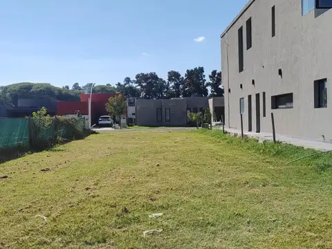 Terreno en Venta en Pueblo Esther, Rosario