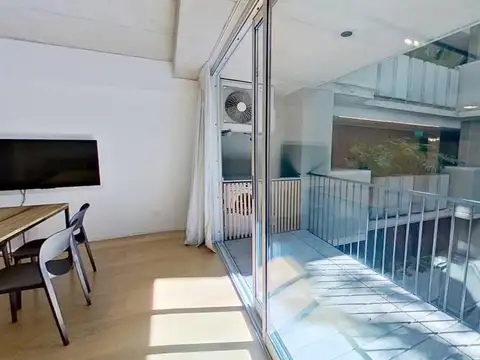 Departamento 2 ambientes con balcón en Recoleta