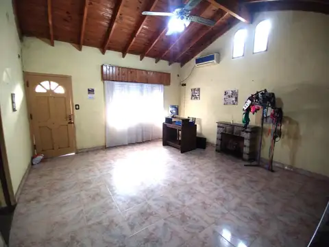Casa en Venta en Longchamps, USD 69.000