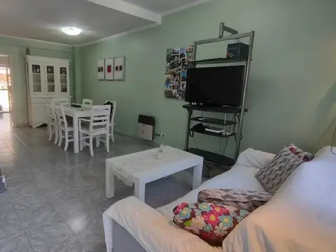 Depto Tipo Casa en Venta 56 años