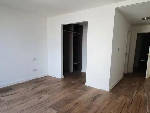 Departamento en Venta con 2 cocheras