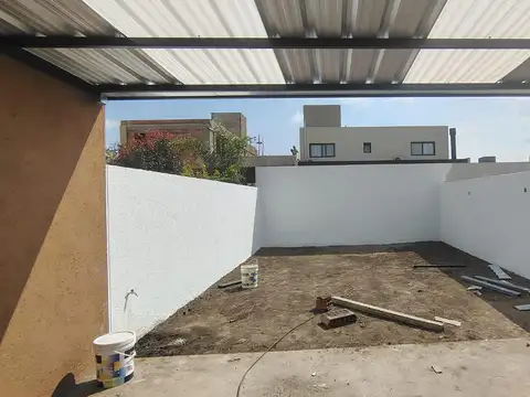 VENTA DUPLEX 2 DORMITORIOS EN DOCTA ETAPA 3