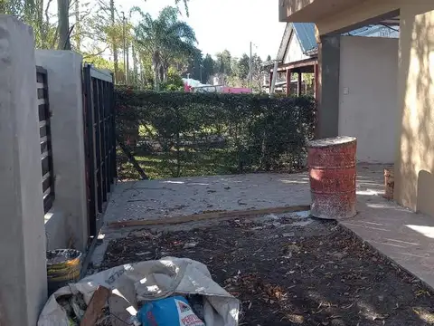 Casa 6 ambientes con 3 baños