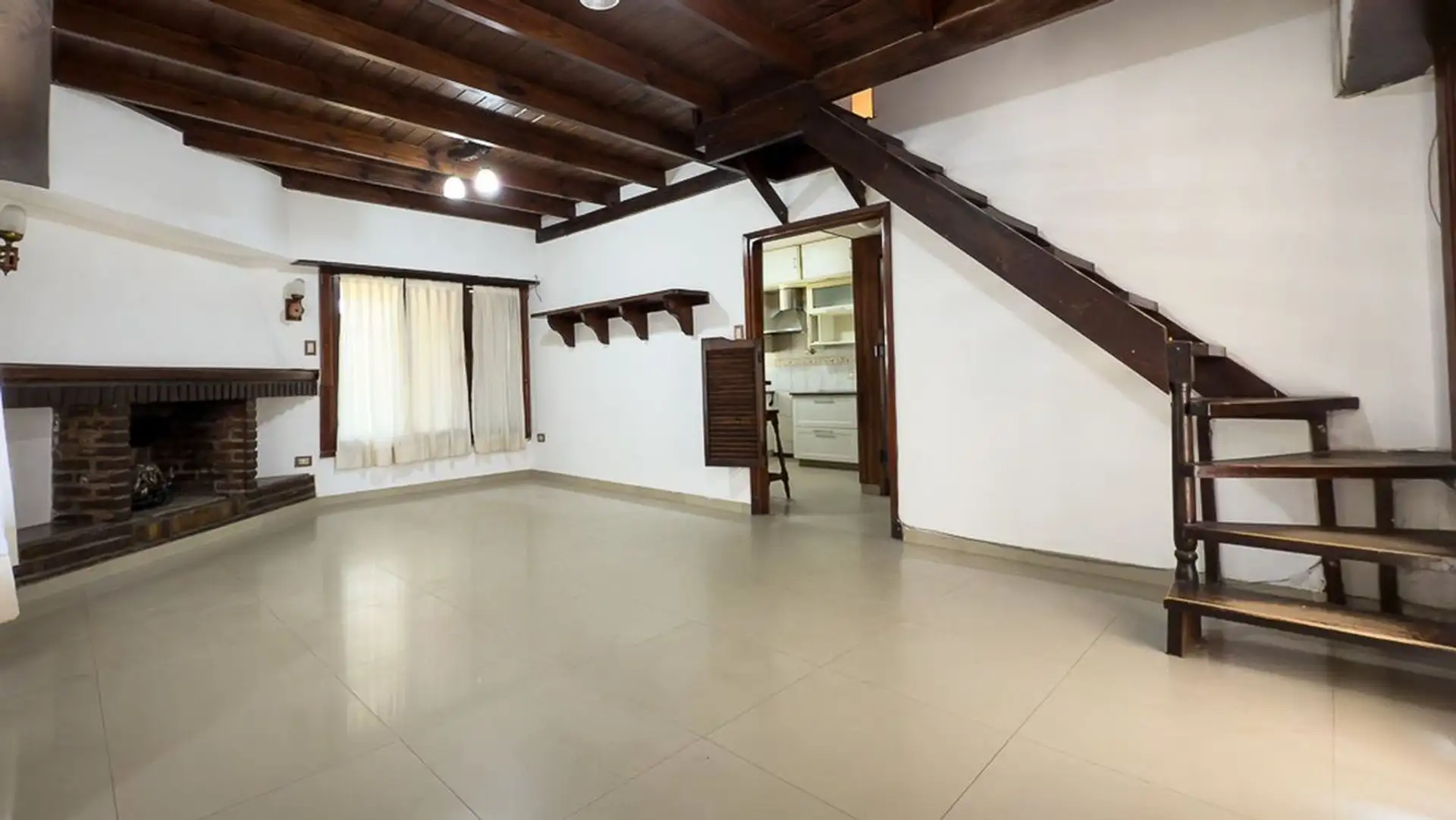 VENTA PH TIPO CASA 5 AMB QUINCHO COCHERA CAISAMAR