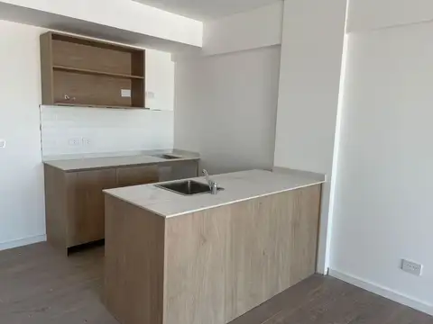 Hipolito Yrigoyen al 6100