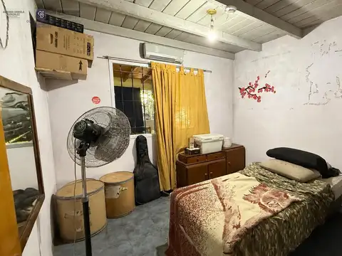 Casa 4 ambientes con 1 baño