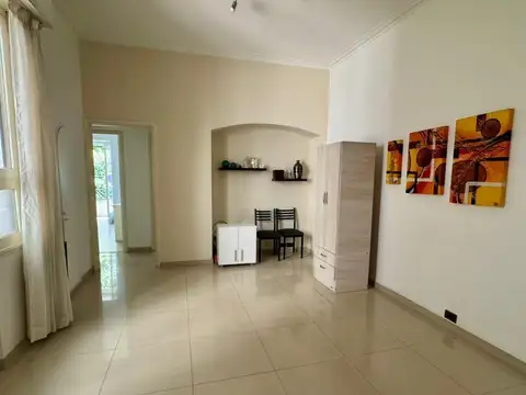 Humberto 1 1200, Piso 2