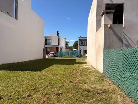 Terreno en Venta en Sourigues, USD 34.000