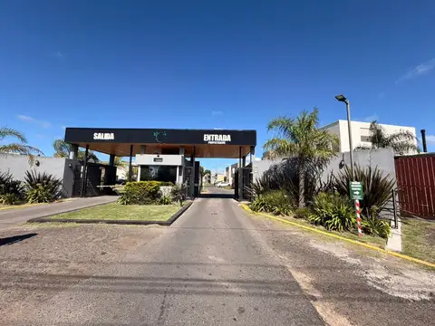 Terreno en Venta en Sourigues, USD 34.000