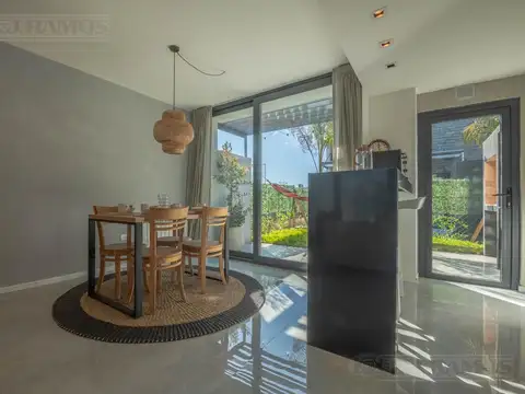 A ESTRENAR casas de 127 m2 cubiertos en SUNNY- TIGRE