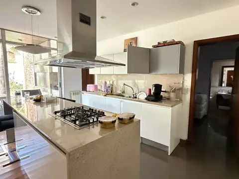 Casa en Venta en Victoria, USD 1.200.000