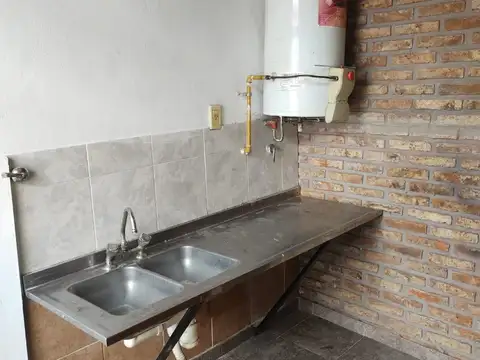 Departamento en Alquiler en Alberdi, $ 400.000
