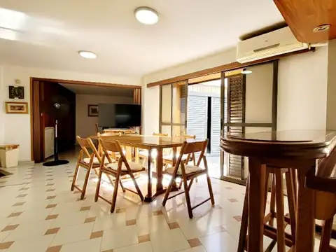 VENTA CASA 4 DORM 5 NIVELES  EN MAIPU 2DA CORDOBA