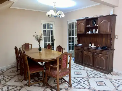 Casa en Venta en Burzaco, USD 150.000