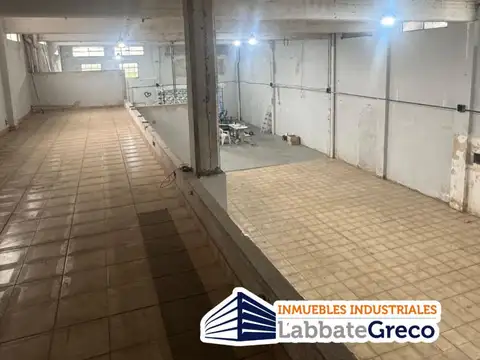 Galpon en Alquiler 10  mts Frente