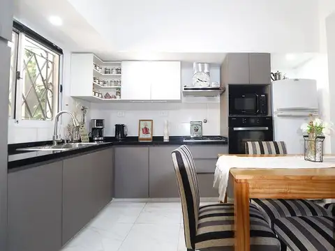 Depto Tipo Casa en Venta de 2 dormitorios