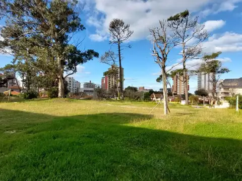 Terreno en Venta en Villa Gesell, USD 835.000