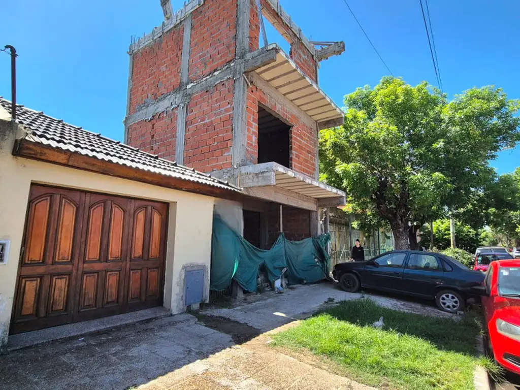 Leandro N. Alem 2700