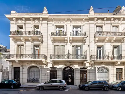 San Telmo venta  Pasaje Santamaria Mexico 700 propiedad historica de 5 Ambientes