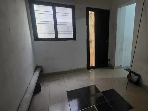 Depto Tipo Casa 4 ambientes con 1 baño