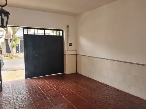 Depto Tipo Casa en Venta de 4 dormitorios
