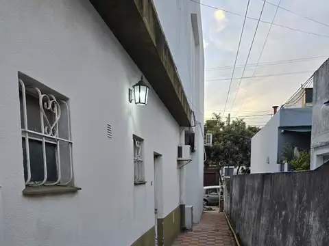 Depto Tipo Casa en Alquiler de 1 dormitorio