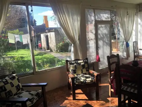 Casa en Venta con 1 cochera