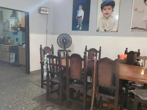 Depto Tipo Casa en Venta 60 años