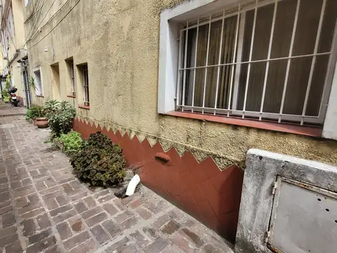 Las Heras 3300, Piso 1