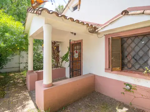 VENTA CASA FUNCIONAL Y GRAN PARQUE EN BELLA VISTA