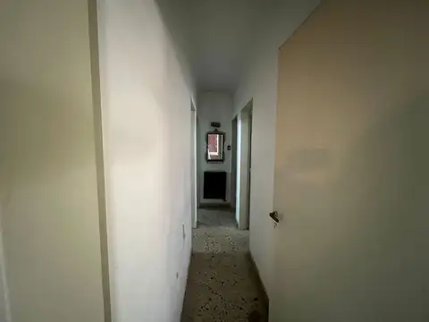 SE VENDE AMPLIA CASA EN VENTA EN CORONDA