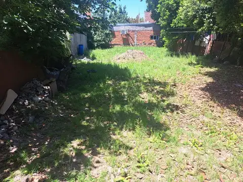 Casa en Alquiler con 2 cocheras