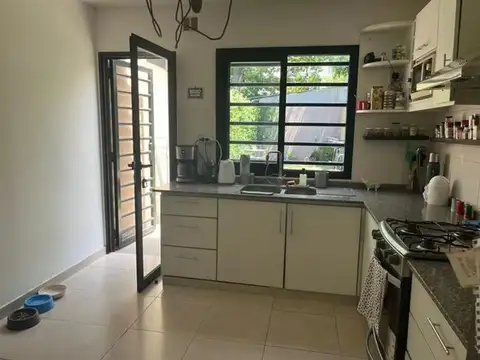 Depto Tipo Casa en Venta en Ituzaingo, USD 130.000