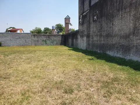 Terreno en Venta 9  mts Fondo