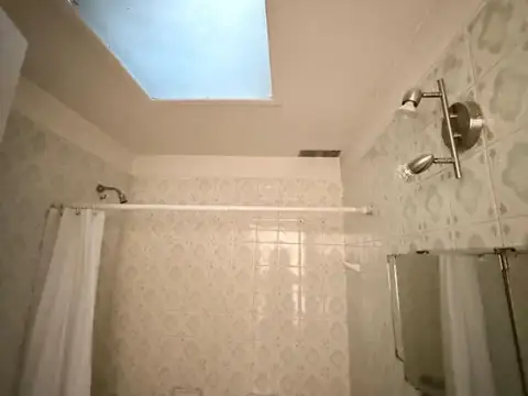 Depto Tipo Casa en Venta 40 años