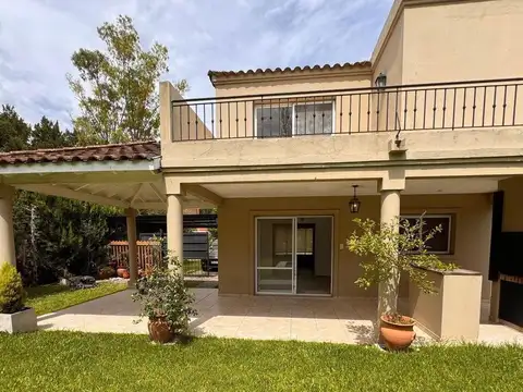 Casa en Venta en Echeverria Del Lago, USD 255.000