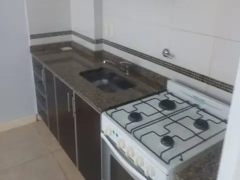 PH 2 Ambientes con patio - 10 Años de Antiguedad