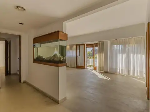 Departamento en Venta con 2 cocheras