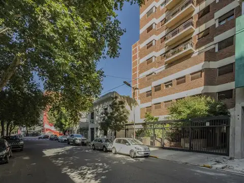 55 300, Piso 7
