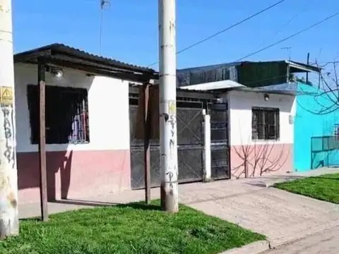 Casa 3 ambientes. | C. 643a al 5000