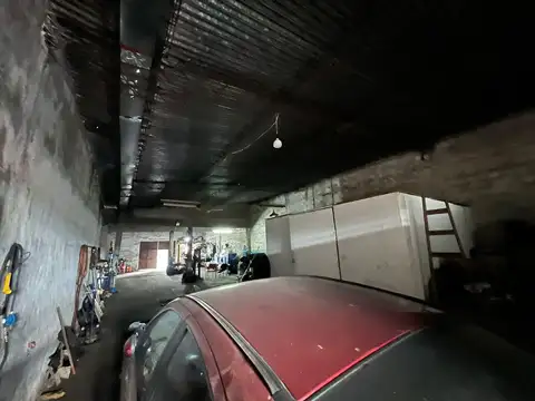 Galpon en Venta 36  mts Fondo