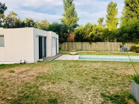 Casa en Alquiler de 4 dormitorios