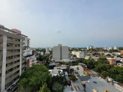 Avenida Juan Pujol 2000, Piso 4