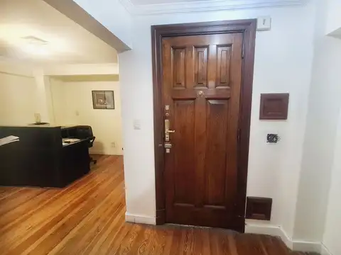 Oficina en Venta 68 años