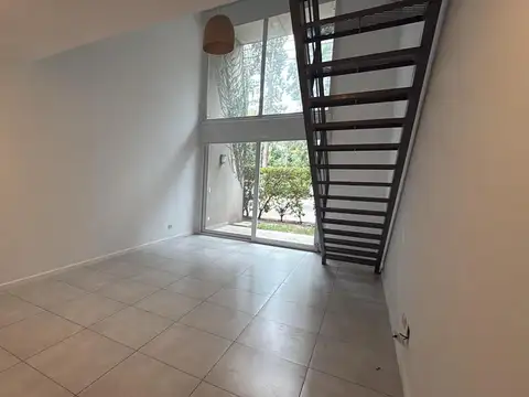 Departamento en alquiler planta baja con jardin en Ayres Loft Pilar