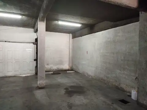 VENTA COCHERA TEMPERLEY, EXCELENTE UBICACION