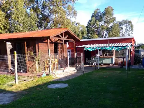 VENTA 2 CASAS 1 Y 2 DORMITORIOS SAN LUIS SUR