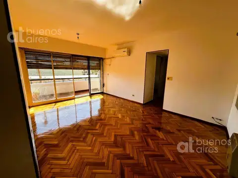 Departamento 3 ambientes con balcón en Ramos Mejia en alquiler