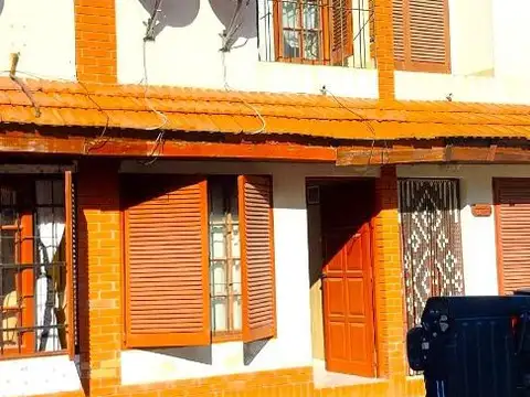 Depto Tipo Casa en Venta de 3 ambientes